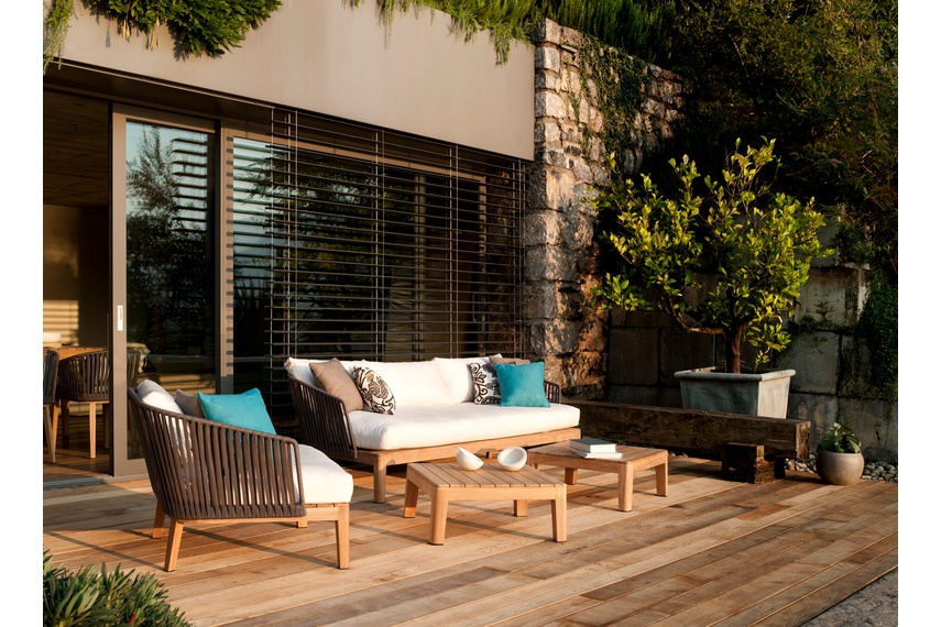The Mood collection will create an intimate atmosphere on your patio.