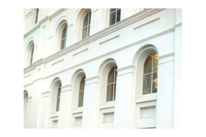 Traditional solid plastering and finishing solutions.