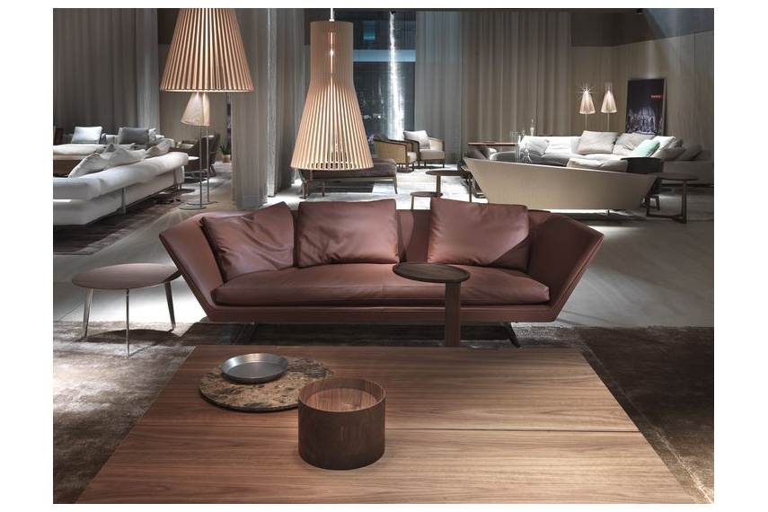 Looks stylish in a range of settings.