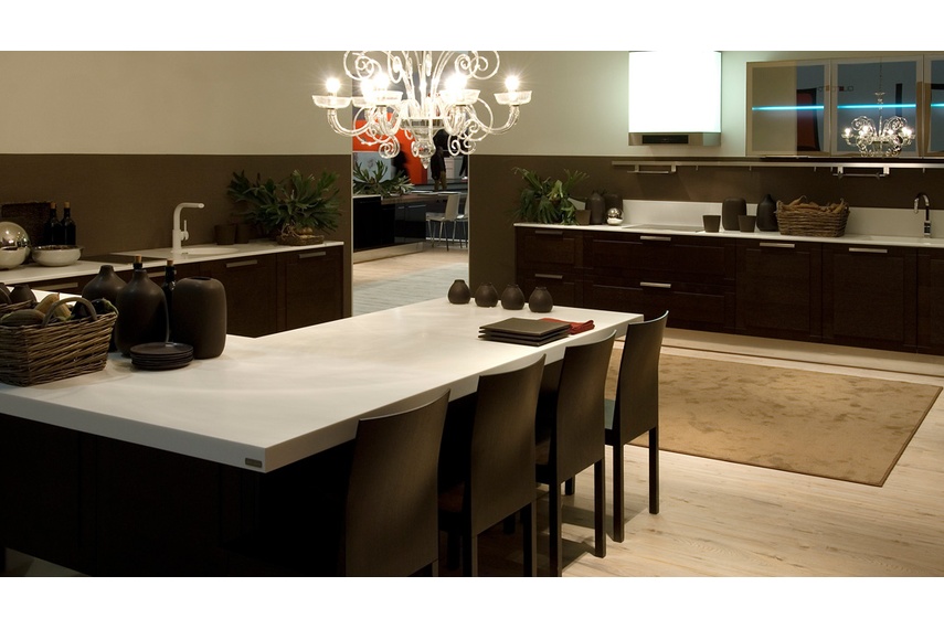 Staron surfaces have a clean, contemporary look while also being highly durable.