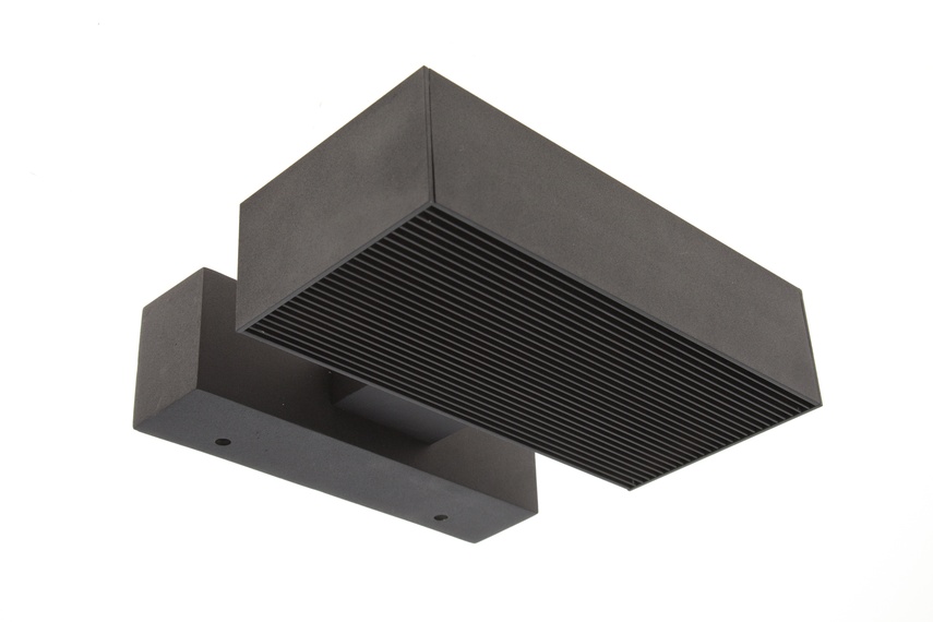 Monolith U961 in black.