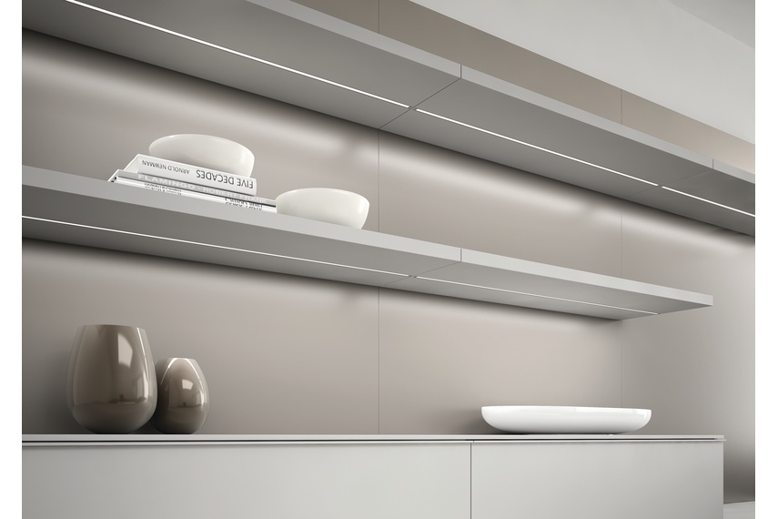 Domus Line Diva LED lighting profile for recessed installation.