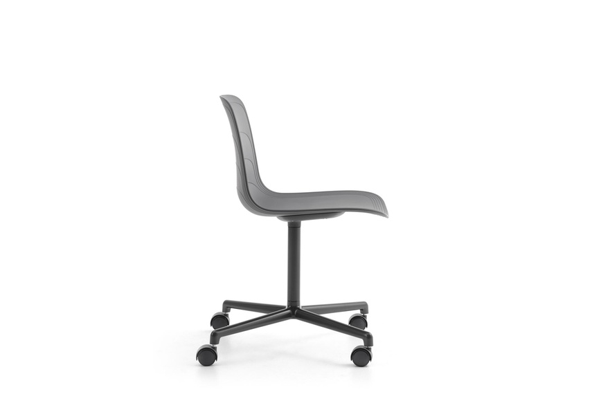 Grade chair