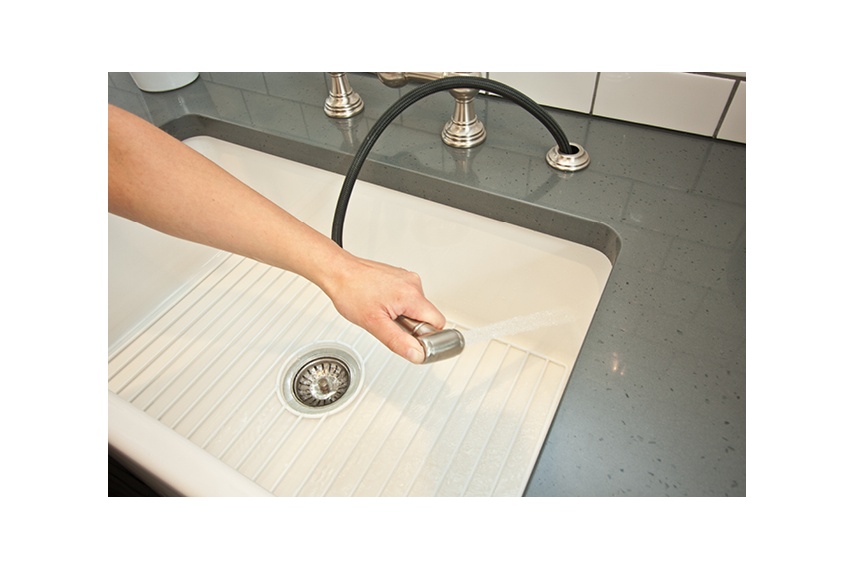 Acquello fireclay sinks are made in Italy