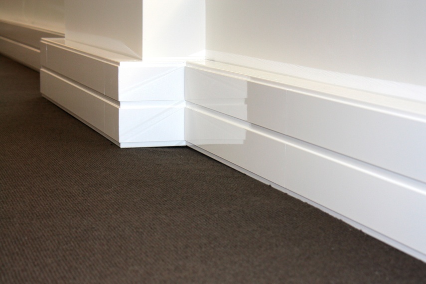 PSL CAT 6 skirting trunking system