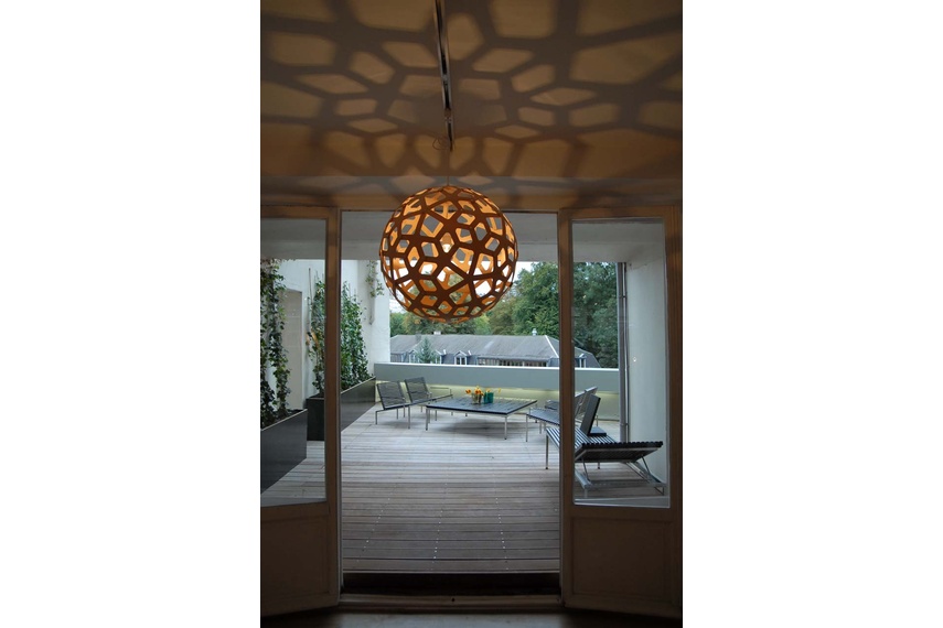 Coral pendant light