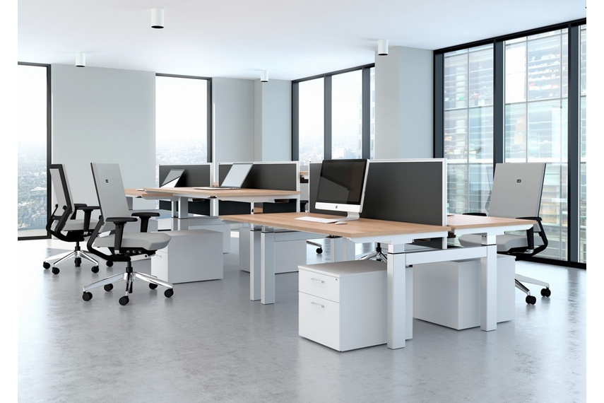 Aktiv sit-stand desk.