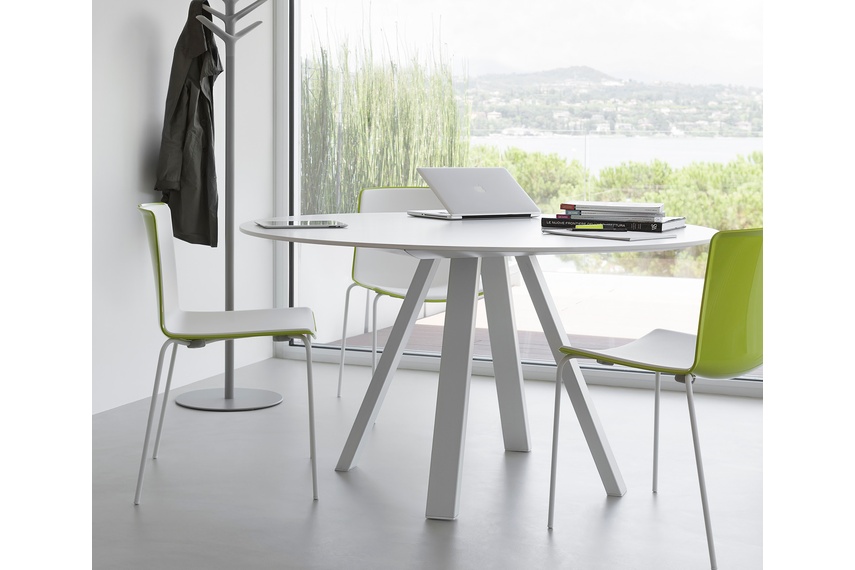 Round Arki-Table.