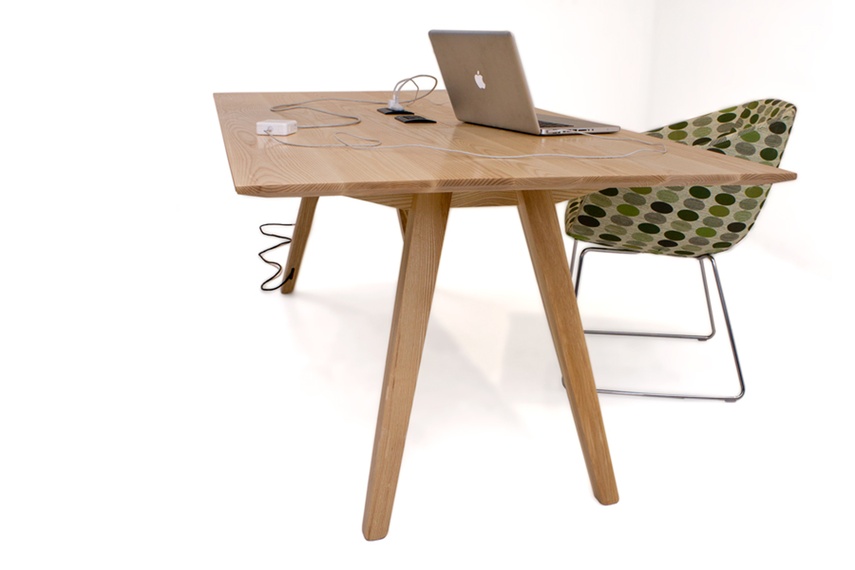 Ikon Trestle table