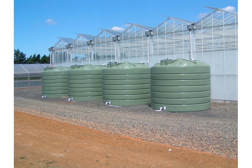 Aqua water storage tanks