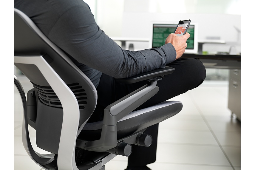 Gesture chair