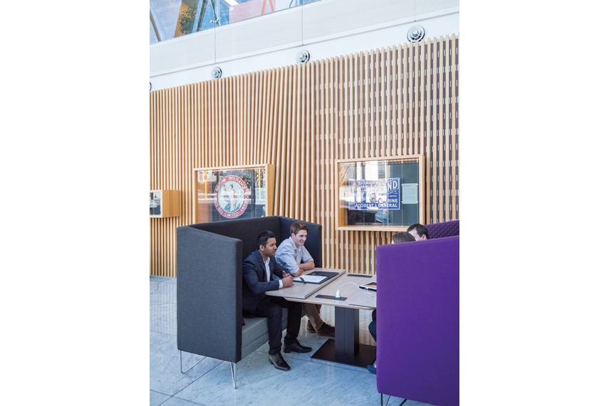 Shift Split table with Escape soft seating.