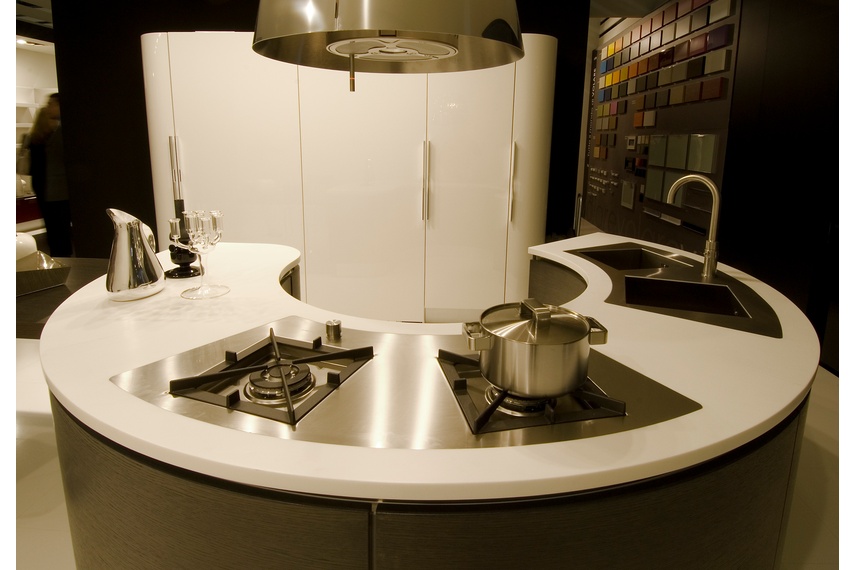 Staron has a non-toxic, non-porous surface that is easy to clean and is highly hygienic.