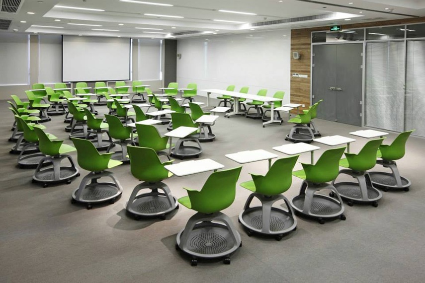 Different learning styles are supported with reconfigurable settings