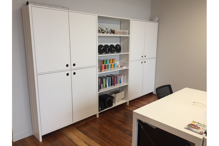 Adjustable shelving systems by Lundia Selector